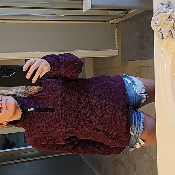 AWESOME VS PINK 1/4 ZIP PURPLE FLEECE - Picture 2 of 13